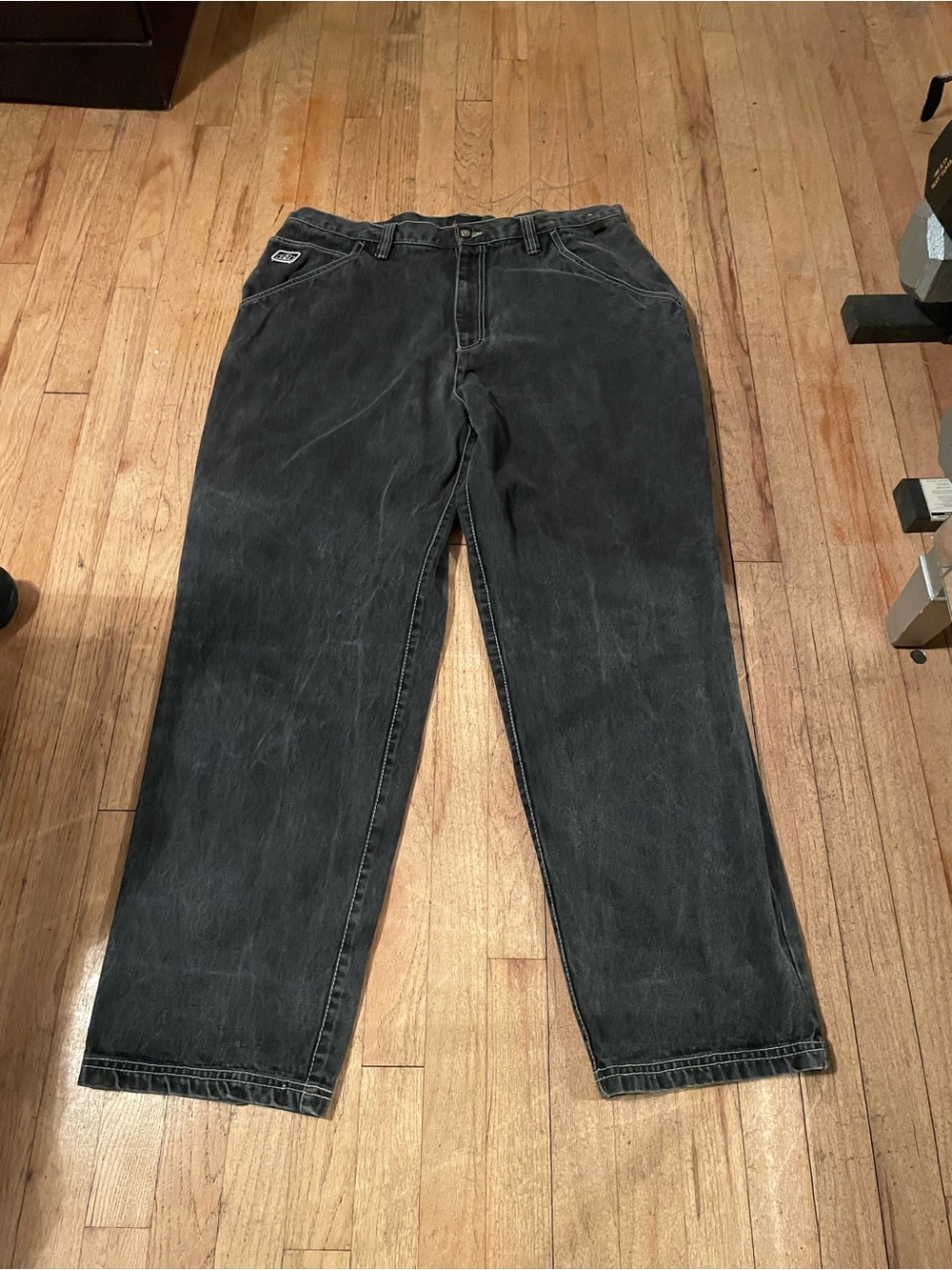 Classic Men's Straight Jeans in Washed Black - Unknown Brand